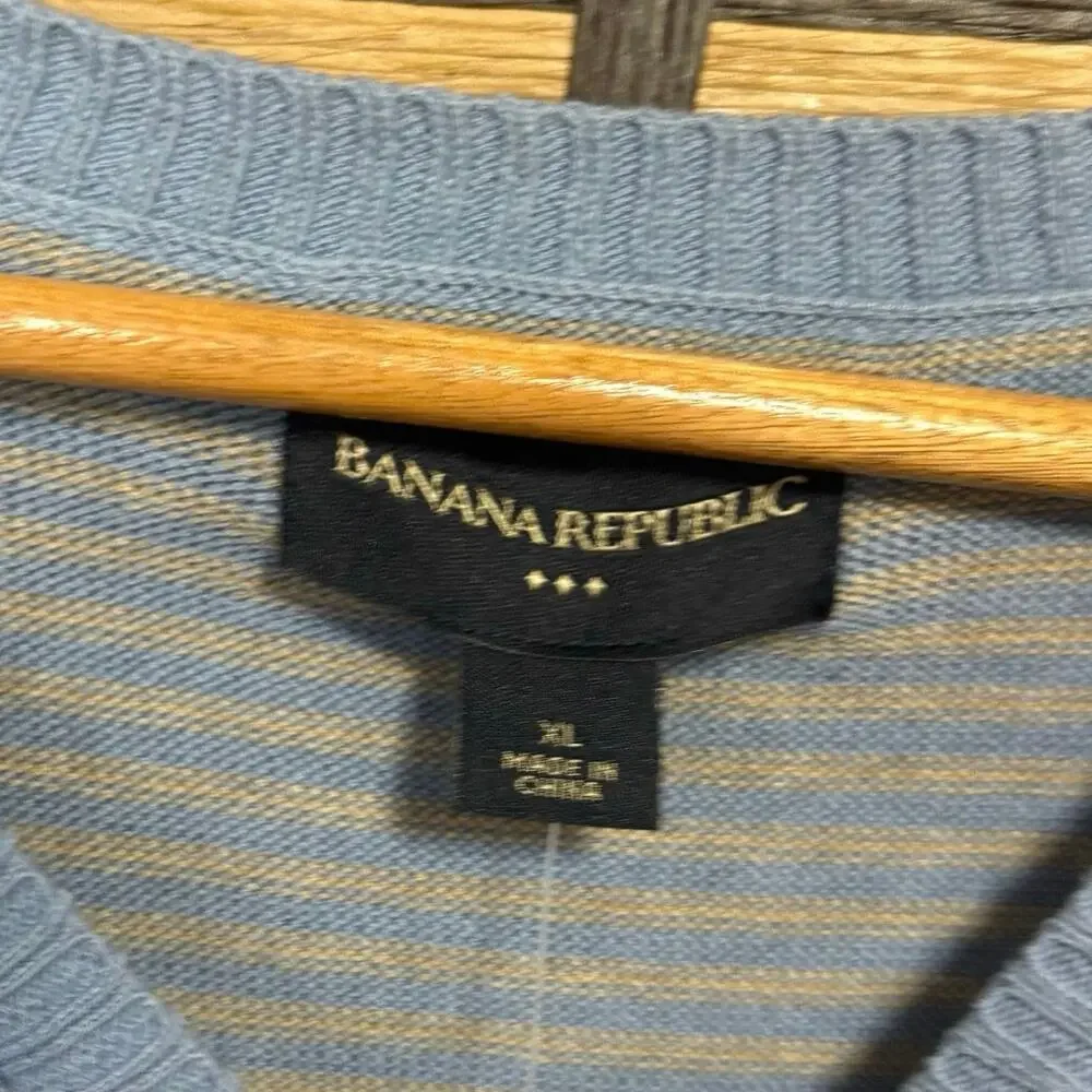 Banana Republic Blue Stripe Sweater Size XL‎